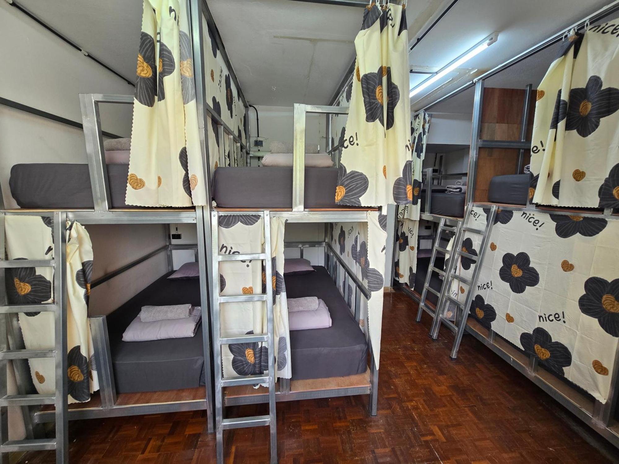 Panda Lodge Home Stay Bangkok Luaran gambar