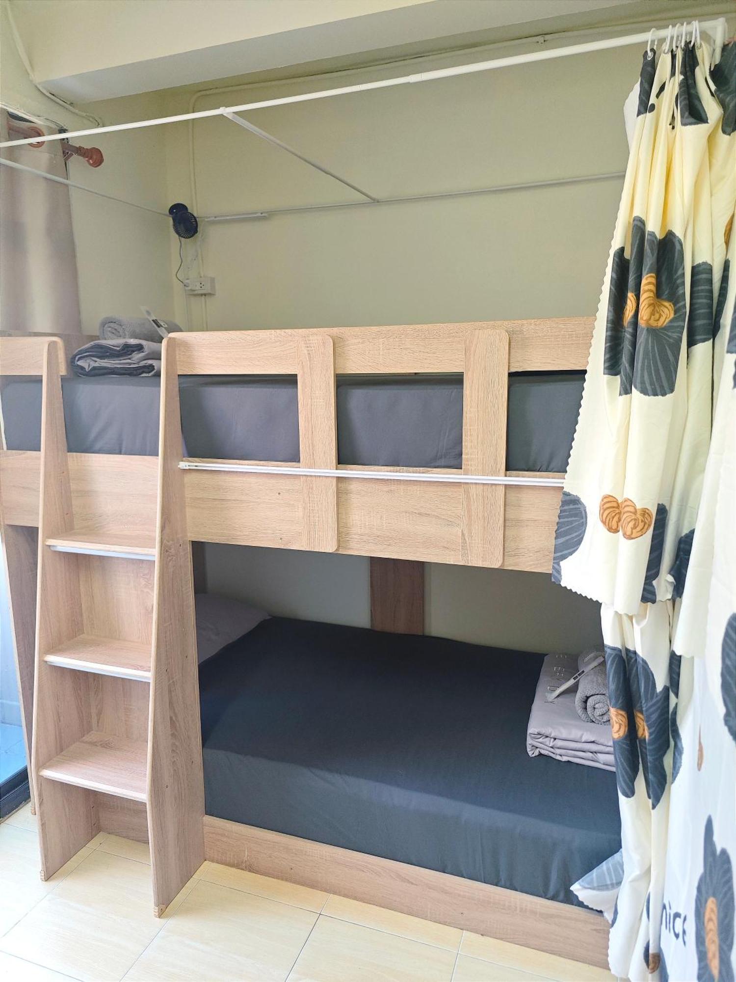 Panda Lodge Home Stay Bangkok Luaran gambar